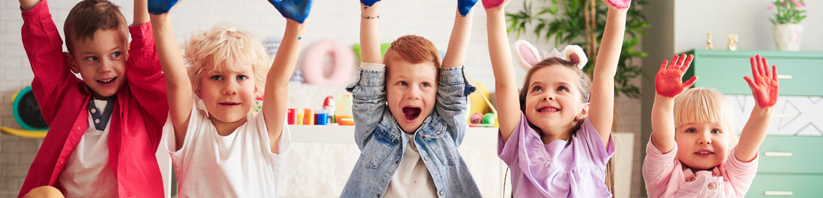 Read more about the article Kindliche Entwicklung & Entwicklungsmeilensteine: Was Kinder zwischen 3 und 6 Jahren lernen